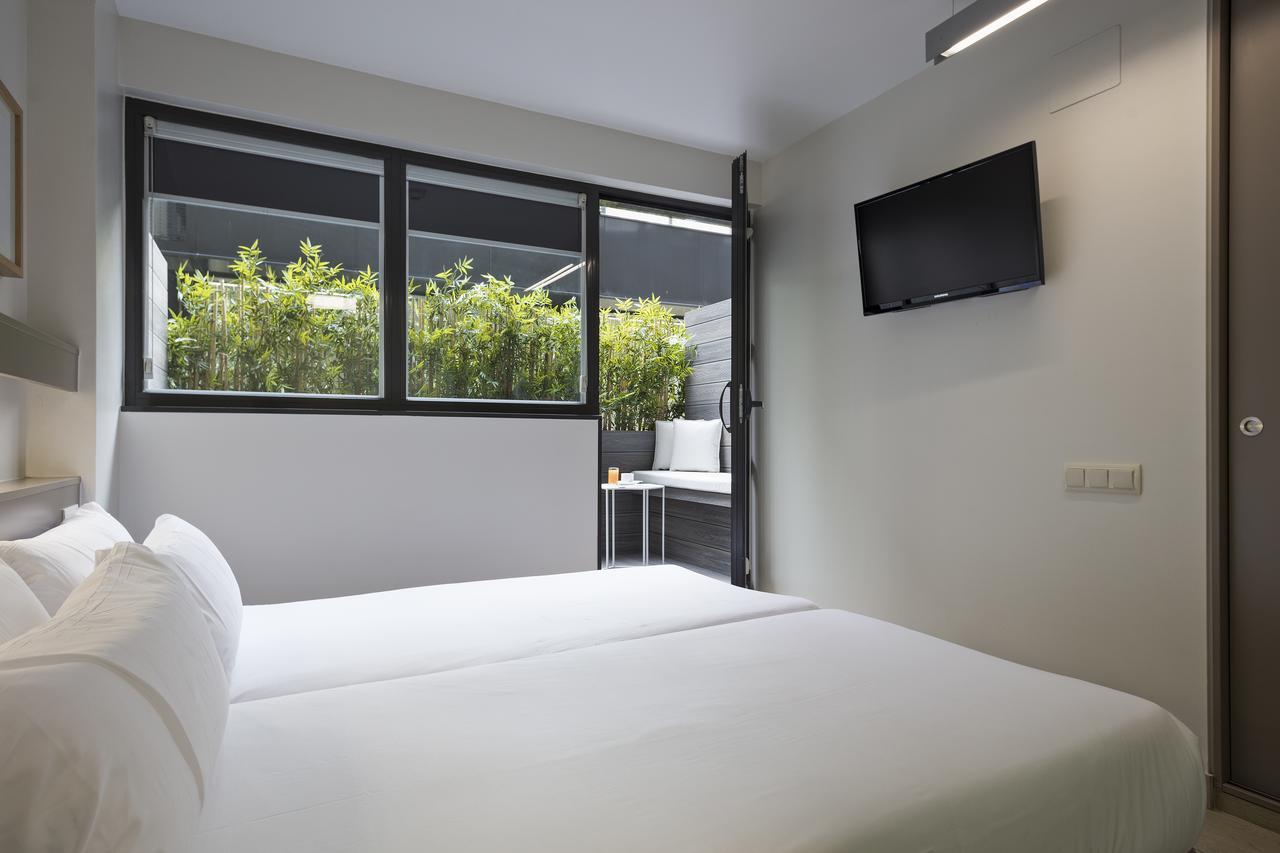 Triple Room with Terrace